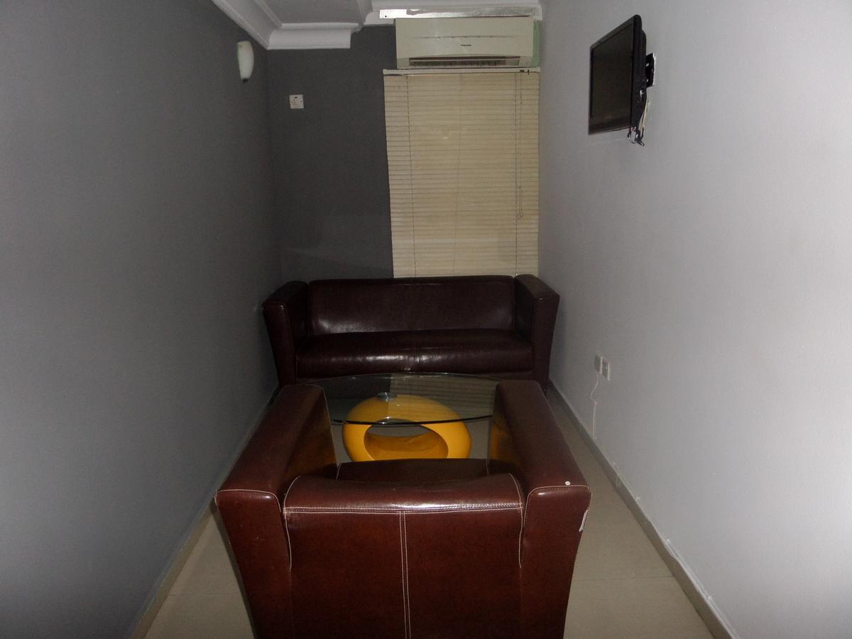 Theodawn Hotels @ Suite 29 Ikeja Exterior foto