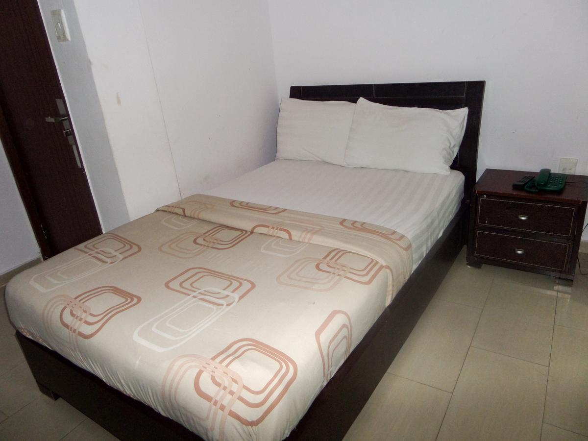 Theodawn Hotels @ Suite 29 Ikeja Exterior foto