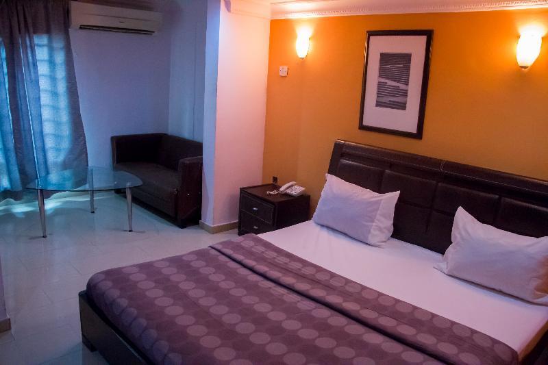 Theodawn Hotels @ Suite 29 Ikeja Exterior foto